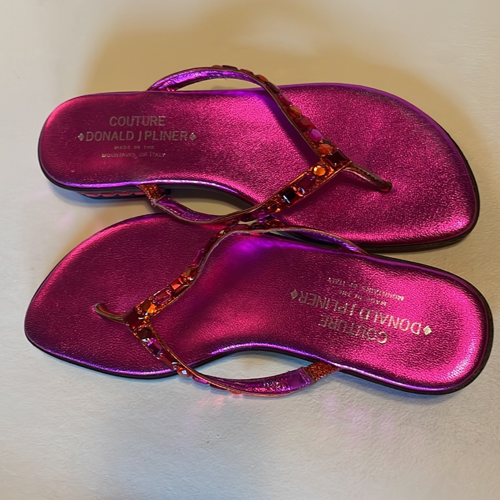 NWOT Donald J Pliner Couture jeweled sandals